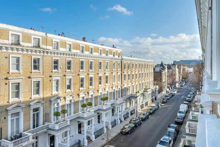 High Quality Guide to Anthony Webb Estate Agents for Buyers, Sellers, and Landlords